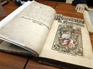 Vzácné historické knihy staré nkolik staletí vystavuje v tchto dnech