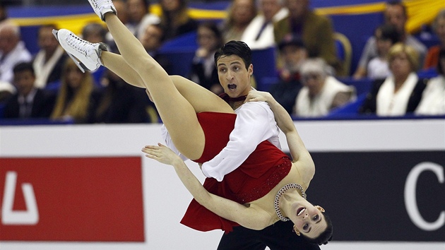 Tessa Virtueová a Scott Moir jsou sv�tovými �ampiony v tancích na led�.