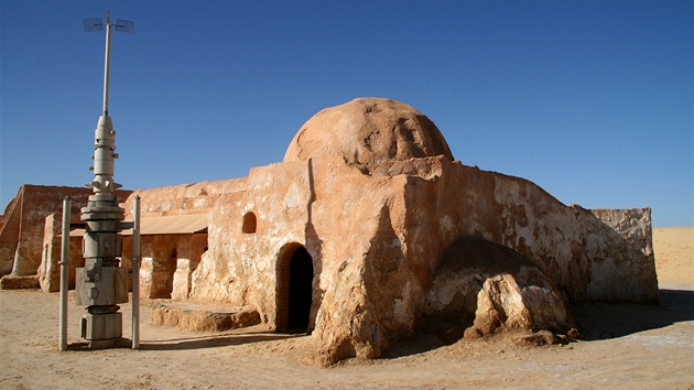 Filmové kulisy Hvzdných válek. George Lucas je postavil prakticky uprosted...