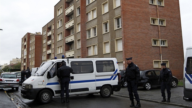 Dm v toulouské tvrti Croix-Daurade, kde policisté obléhali Mohammeda Meraha