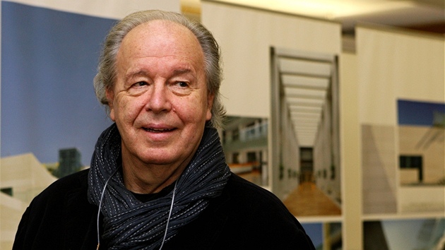 Architekt Boris Podrecca během své výstavy ve Zlíně