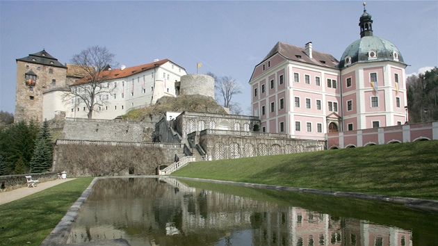 Magnetem pro turisty v Beov nad Teplou je zdejí zámek.
