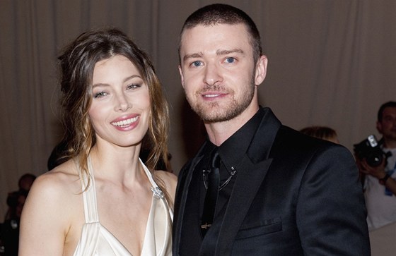 Justin Timberlake a Jessica Bielová (2013)