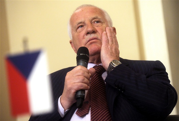 Prezident Václav Klaus v Praze na �ofínském fóru, kde hovo�il o domácí a