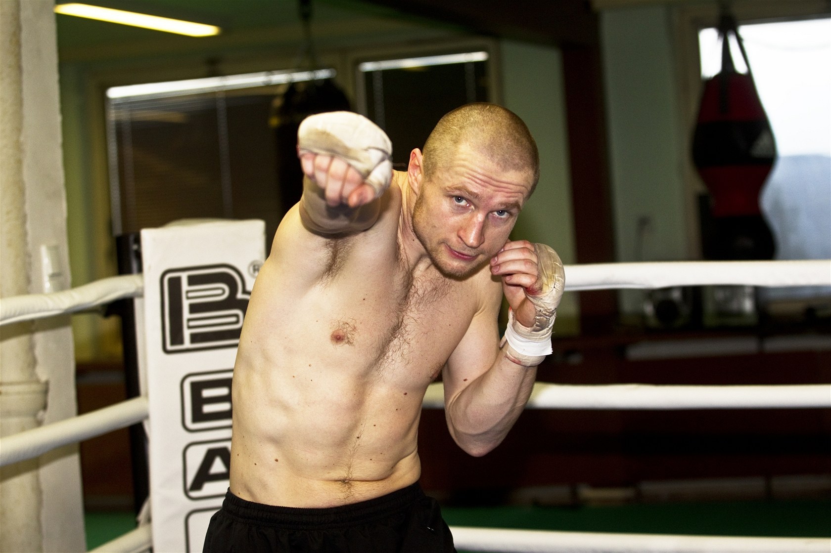 Boxer Luká� Kone�ný se chystá na souboj o titul profesionálního mistra sv�ta