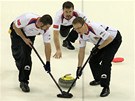 eský skip Jií Snítil na mistrovství svta v curlingu. 