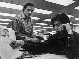 Novini Bob Woodward a Carl Bernstein z listu Washington Post, kte se