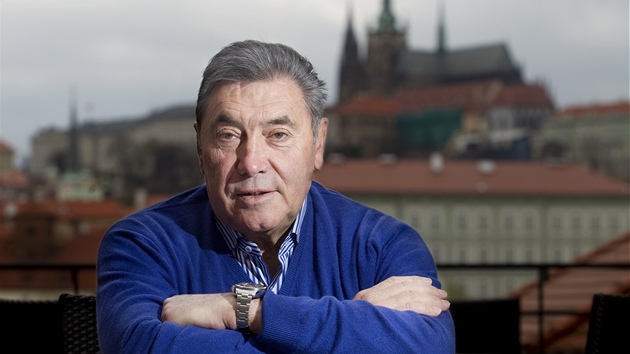 Legendární belgický cyklista Eddie Merckx navtívil Prahu.