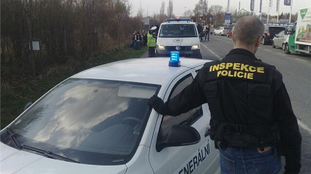 Policisté a inspektoi Generální inspekce bezpenostních sbor zadreli na...