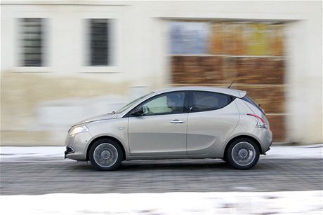 Lancia Ypsilon