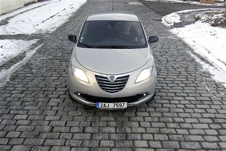 Lancia Ypsilon