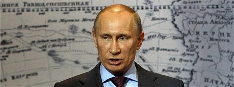 Putin poukázal na Romneyho názory ped novinái v Soi. Ilustraní snímek.