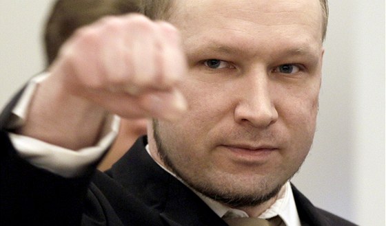 Anders Brevik u norského soudu v Oslu (16. dubna 2012) 