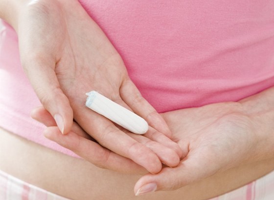Pro dívky před zahájením sexuálního života se doporučují spíše vložky než tampony. Ilustrační snímek