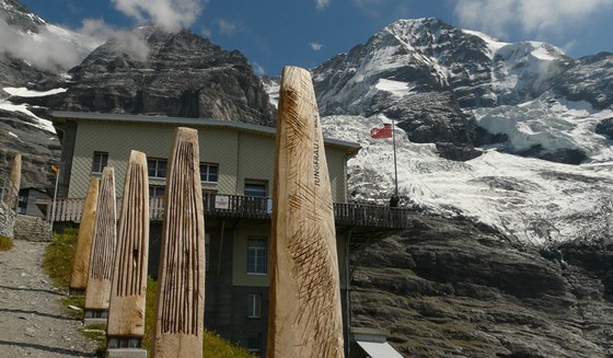 Pohled na Eigergletscher od stejnojmenné stanice zubaky