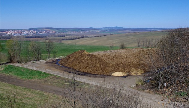 Nivnice: výhled na hnoji�t�