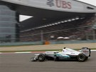 SUVERÉNNÍ. Nmecký pilot Nico Rosberg neml ve Velké cen íny formule 1