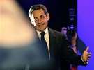 Nicolas Sarkozy bhem pedvolebního shromádní na pedmstí Paíe (19. dubna