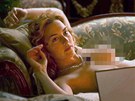 Cenzurovaný zábr s nahou herekou Kate Winsletovou ve filmu Titanic