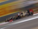 V ZAJETÍ RYCHLOSTI. Kimi Räikkönen z týmu Lotus pi tréninku na Velkou cenu