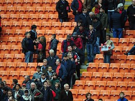 ZÁPAS SE RUÍ! Váení diváci, opuste stadion, znlo o víkendu v Pescae. Po...