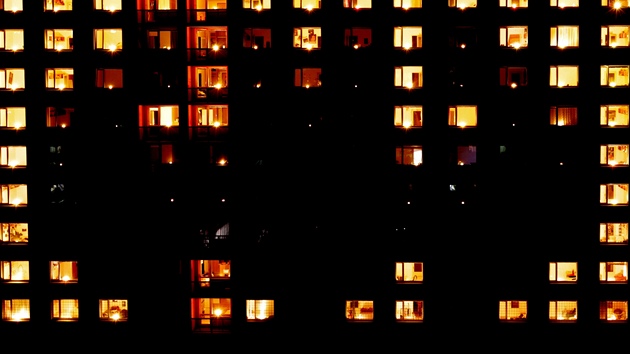 Light show na kolejích VUT v Brn� pod Palackého vrchem p�ilákala tisíce