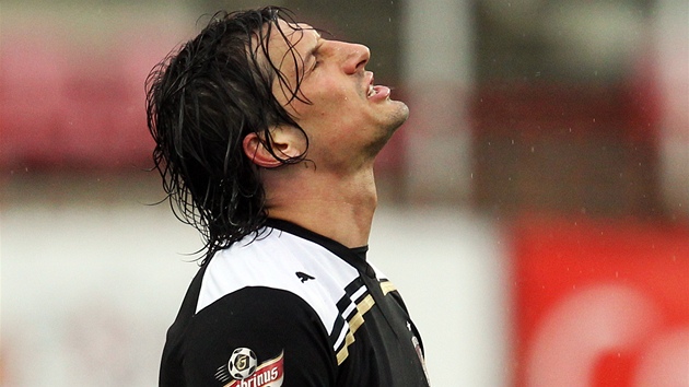 TO SE NEPOVEDLO. Marián �i�ovský ani nikdo z jeho plze�ských spoluhrá��...