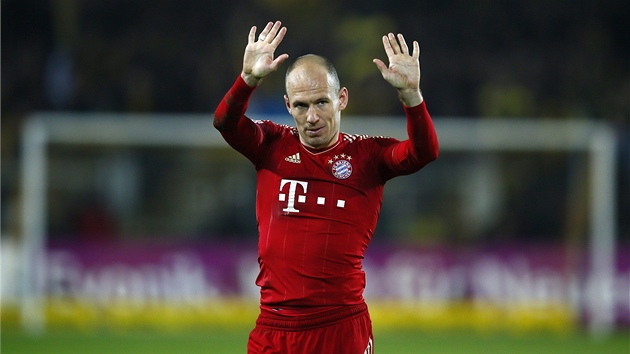 PROMITE MI TO. Arjen Robben z Bayernu Mnichov se omlouvá fanoukm. Ve lágru...