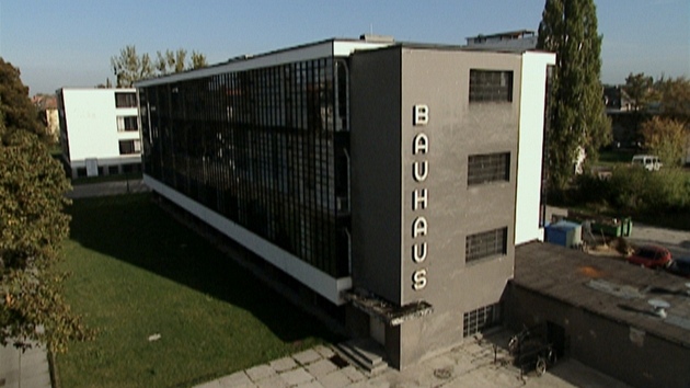 Bauhaus se stal symbolem moderní architektury i designu.