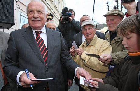 Václav Klaus zstává estným obanem Hukvald. (ilustraní snímek)