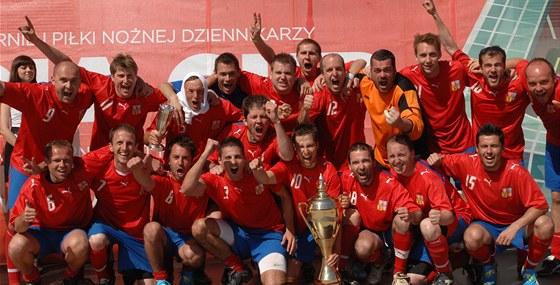 Češi ovládli fotbalové mistrovství Evropy novinářů v Polsku. Ve finále zdolali
