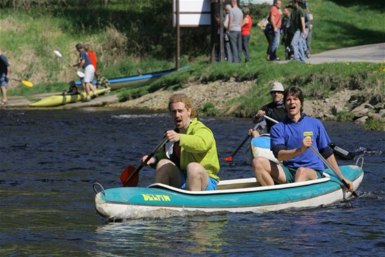 Splutí Teplé Vltavy letos výrazn zkomplikovalo vedro. Ilustraní foto