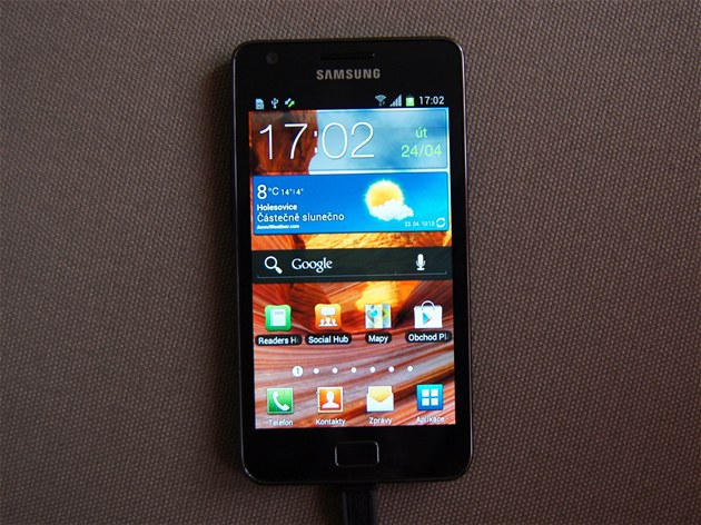 Samsung Galaxy S II s Androidem 4.0 Ice Cream Sandwich