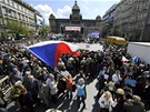 Odboráská demonstrace Stop vlád na Václavském námstí v Praze. (21. dubna...