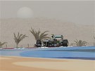 PÍSEK A PALMY. Nico Rosberg s vozem Mercedesu v závreném tréninku Velké ceny