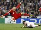ROZNOKA. Arjen Robben z Bayernu Mnichov pedvádí efektní íslo, ze zem...