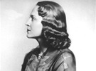 Svou první filmovou roli dostala v roce 1936 ve filmu Svtlo jeho oí.