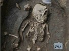 Hrob z 12. století objevený pi archeologických vykopávkách na olomouckém