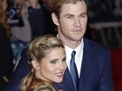 Chris Hemsworth a jeho thotn manelka Elsa Pataky na evropsk premie filmu...