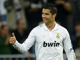 JSEM JEDNIKA. Kanonýr Realu Madrid Cristiano Ronaldo se raduje po gólových...