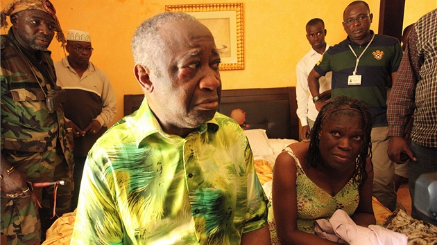 Laurent Gbagbo. Nkdejí prezident Pobeí slonoviny sedí za míemi v Haagu a...