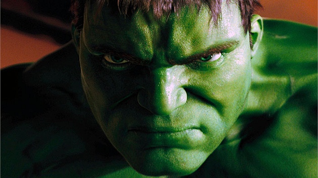 Hulka hraje u tetí herec.