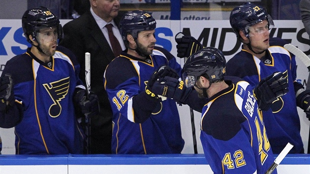 Jednou jedinkrát se v duelu s Los Angeles radovali z gólu hrái st. Louis.