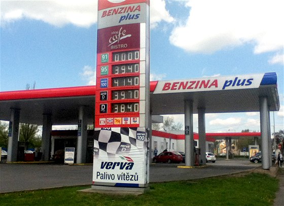 Benzina, Praha, Argentinská ul.