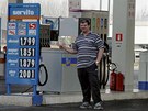 erpací stanice Servito v Itálii nabízí benzin v pepotu za 46 korun.