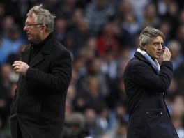 TRENÉI RIVAL. Alex Ferguson, kou Manchesteru United (vlevo), a Roberto