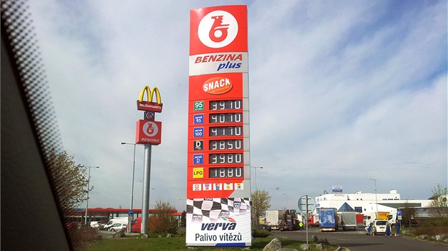 Benzina, Rudná u Prahy