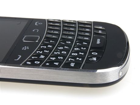 BlackBerry Bold 9900