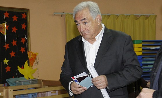 Bývalý éf Mezinárodního mnového fondu Dominique Strauss-Kahn ve volební
