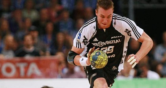 Filip Jícha pomohl Kielu k postupu do finále Ligy mistr.